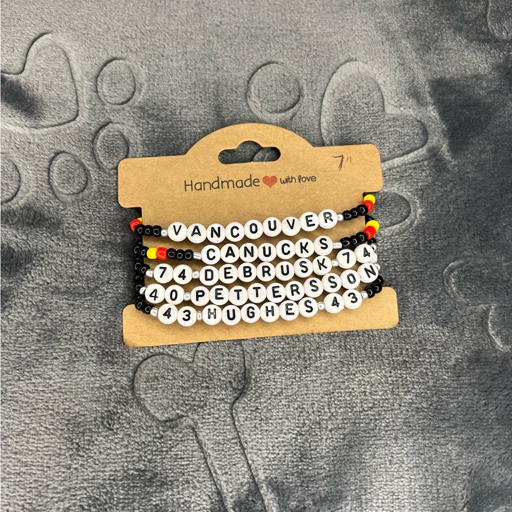 Handmade Canucks stretchy bracelets - pick 5 - flying skate colours